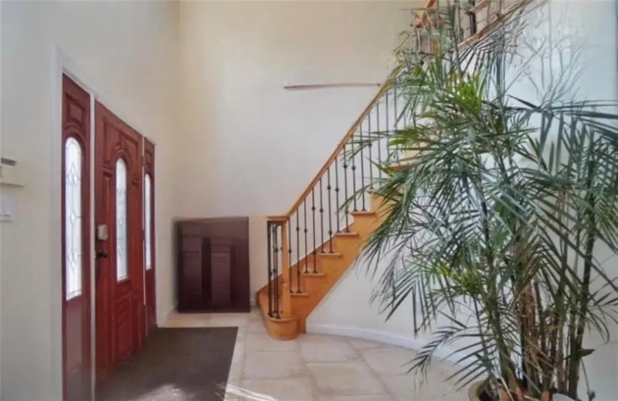 22 Belfield Avenue, Staten Island, NY 10312 - Image #2