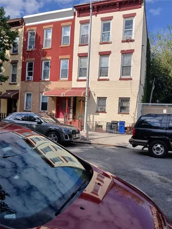 10 Monaco Place, Brooklyn, NY 11233 - Image #2