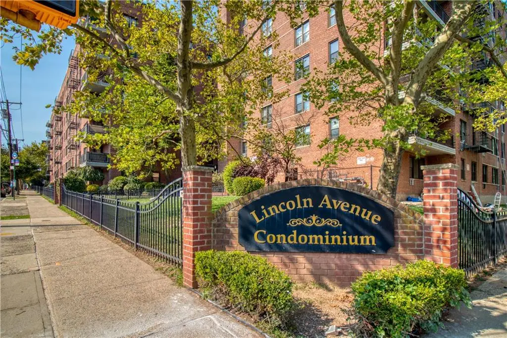 145 Lincoln Avenue #2F, Staten Island, NY 10306 - Image #1