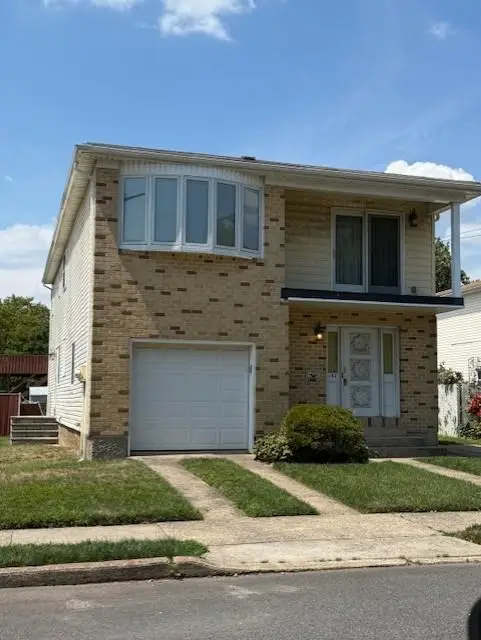 182 Woodbine Avenue, Staten  Island, NY 10314