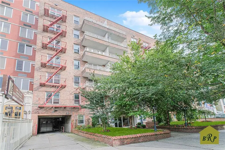 2815 Ocean Parkway #L23, Brooklyn, NY 11235 - Image #2