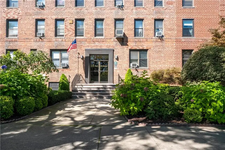 2310 Ocean Parkway #5J, Brooklyn, NY 11223 - Image #3
