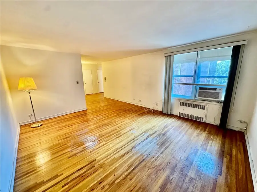 243 Mcdonald Avenue #5K, Brooklyn, NY 11218 - Image #2
