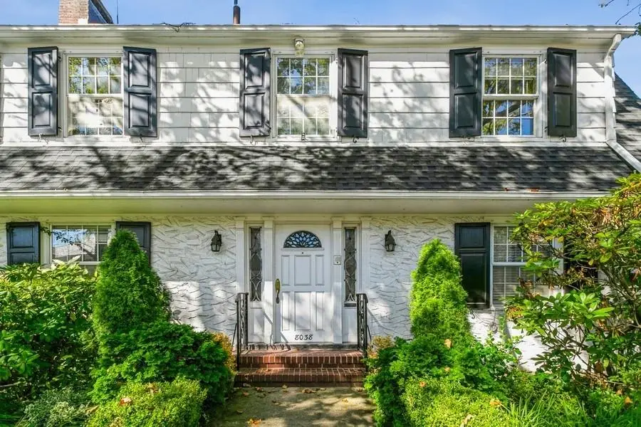 8038 Harbor View Terrace, Brooklyn, NY 11209 - Image #2