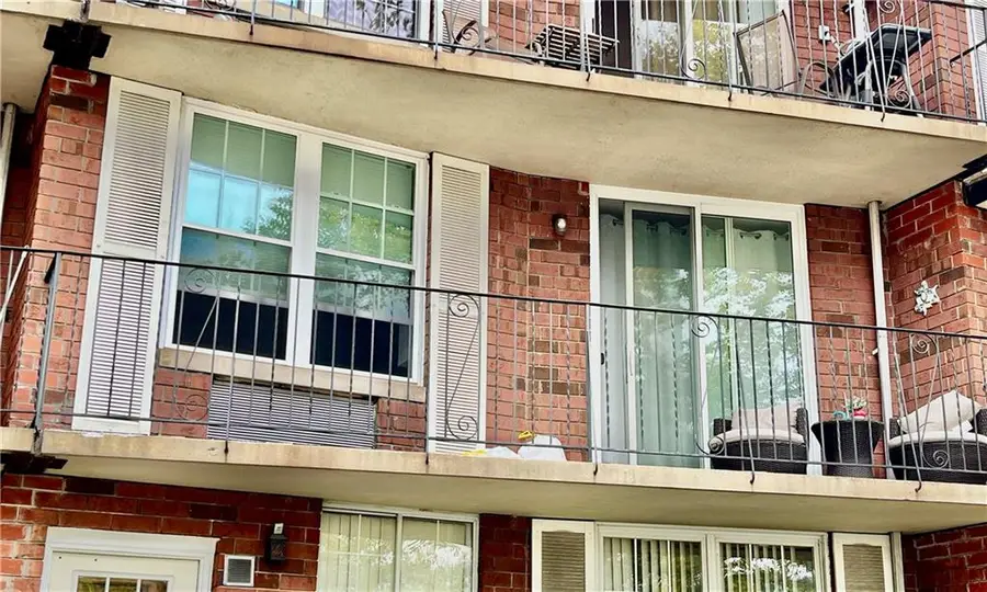 9965 Shore Road #6C, Brooklyn, NY 11209 - Image #2