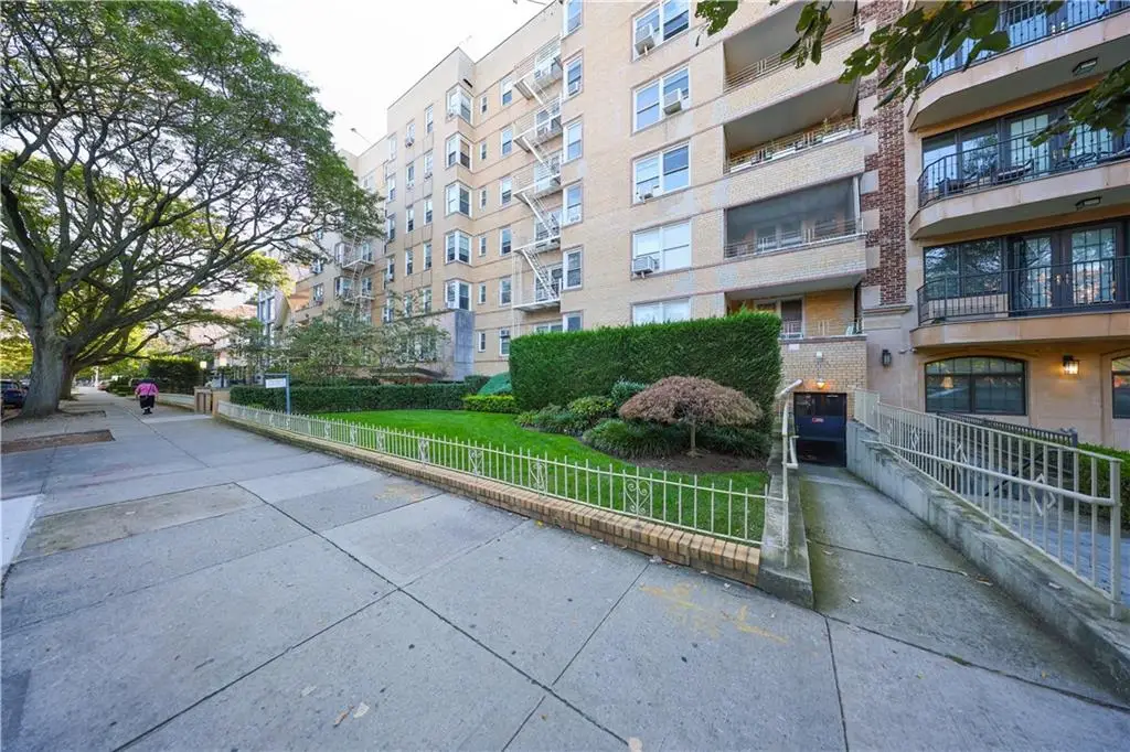 1250 Ocean Parkway #6R, Brooklyn, NY 11230 - #1