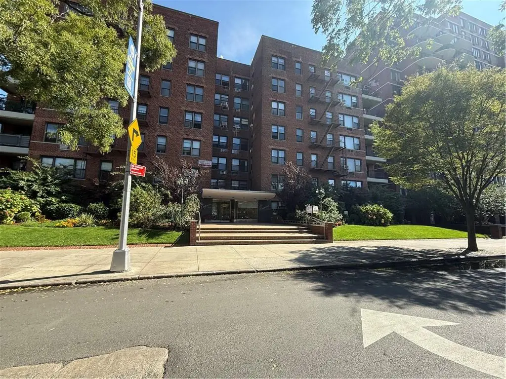 3101 Ocean Parkway #4A, Brooklyn, NY 11235 - Image #1