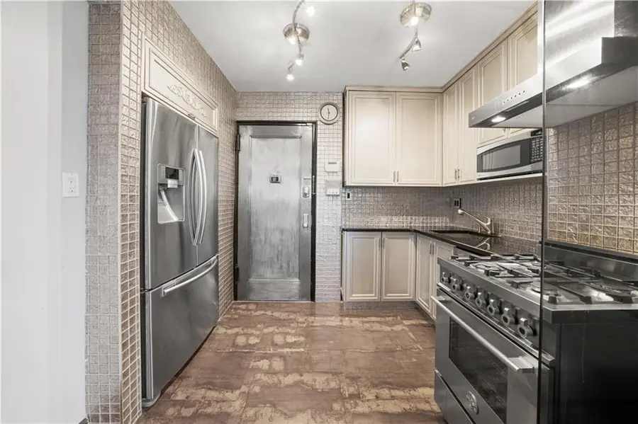 2607 Avenue O #6C, Brooklyn, NY 11210 - Image #2