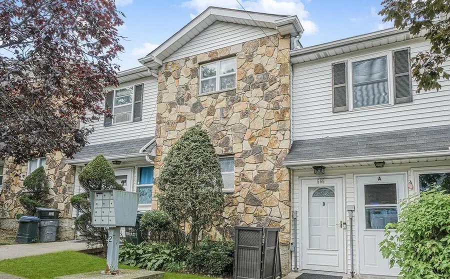 566 Buchanan Avenue #B, Staten Island, NY 10314 - Image #2