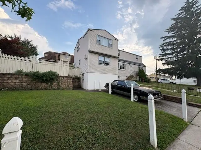 240 Harold Street, Staten Island, NY 10314 - #3