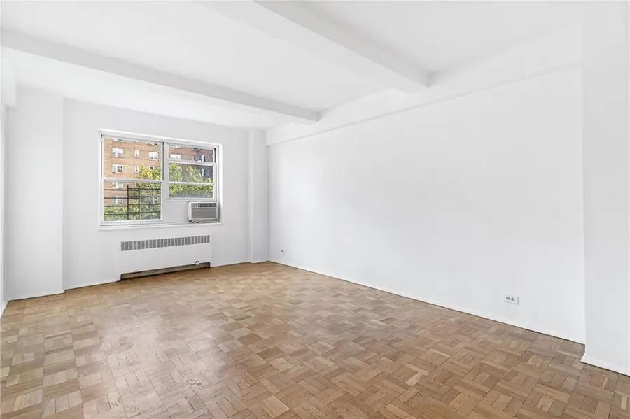 530 Grand Street #8E, New York, NY 10002 - Image #2