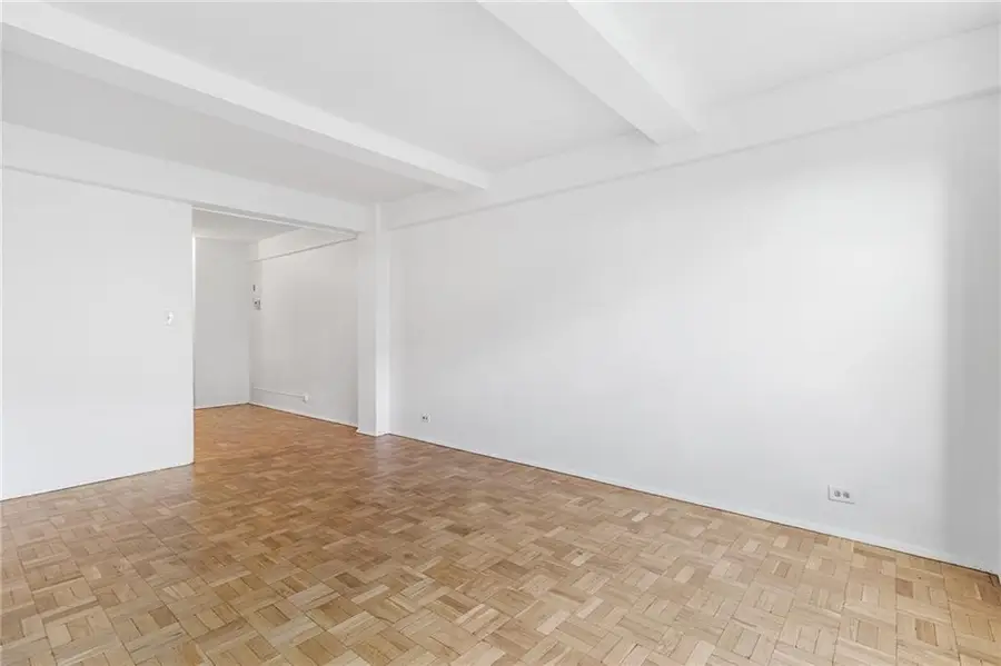 530 Grand Street #8E, New York, NY 10002 - Image #3