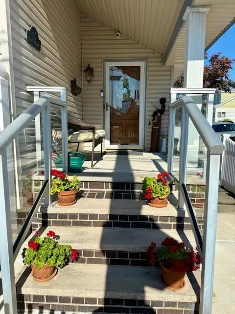 25 Celeste Court, Brooklyn, NY 11229 - Image #3