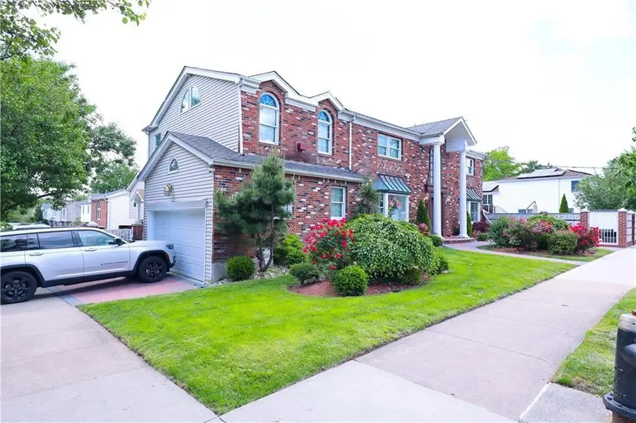 728 Huguenot Avenue, Staten Island, NY 10312 - Image #2