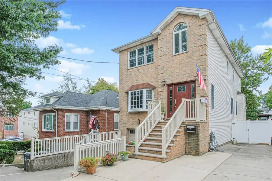 122 Guyon Avenue, Staten Island, NY 10306 - #3