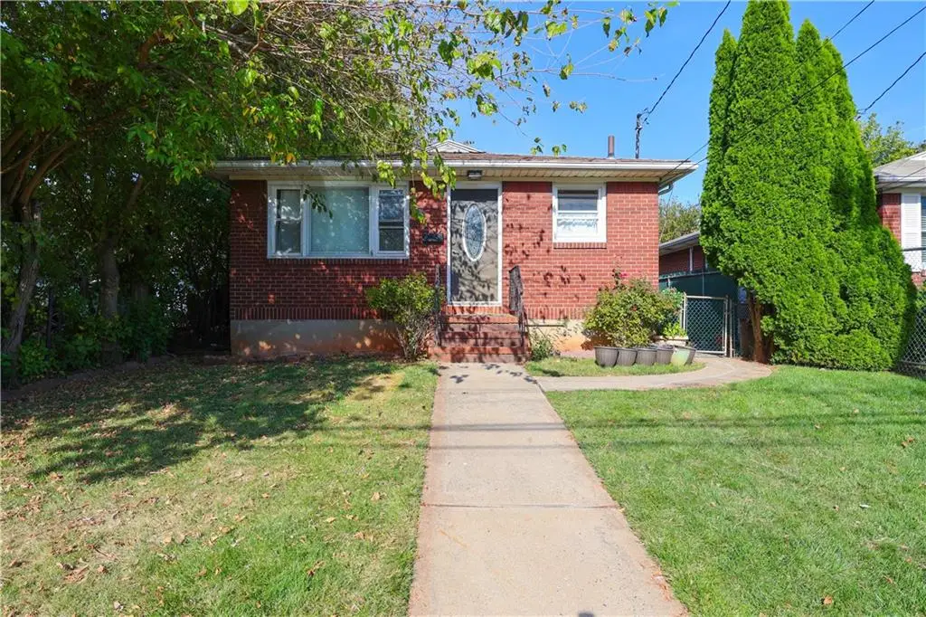 25 Lincoln Avenue, Staten Island, NY 10306 - Image #1