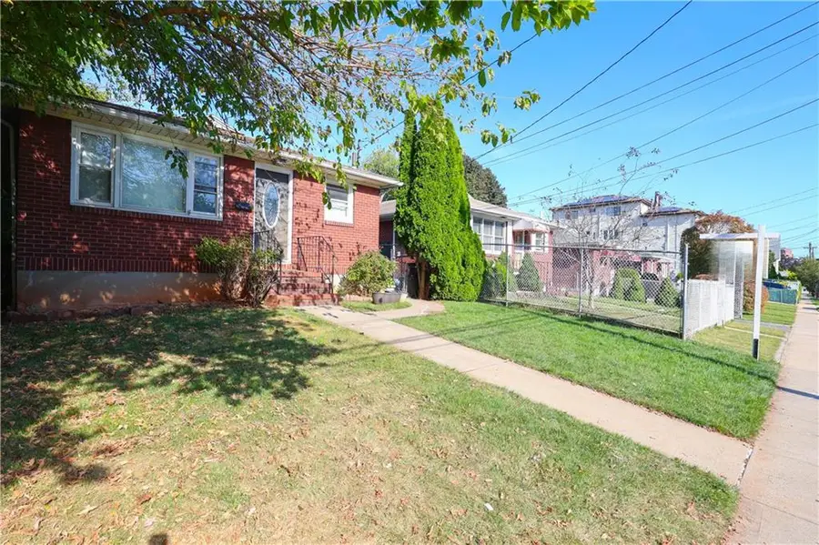 25 Lincoln Avenue, Staten Island, NY 10306 - Image #2