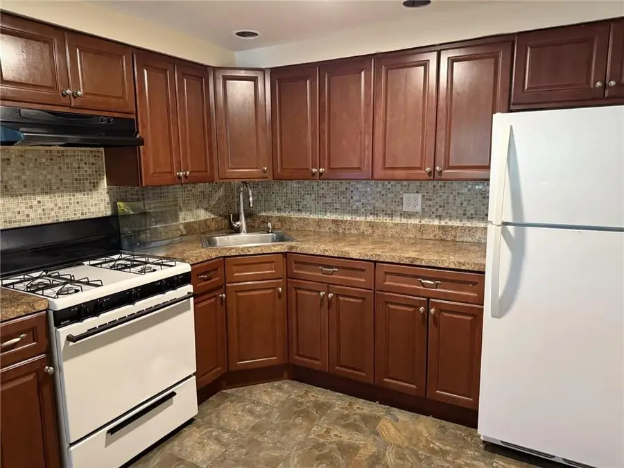 463 Avenue P, Brooklyn, NY 11223 - Image #2