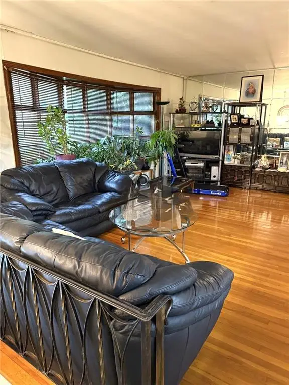 482 Steuben Street, Staten Island, NY 10305 - Image #3