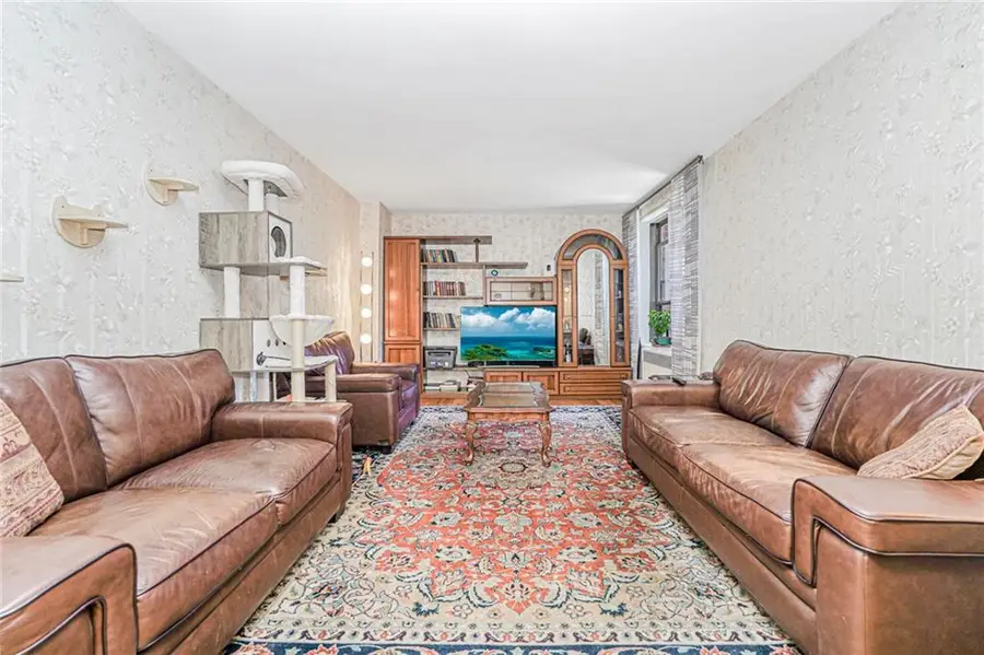2140 Knapp Street #4D, Brooklyn, NY 11229 - Image #2