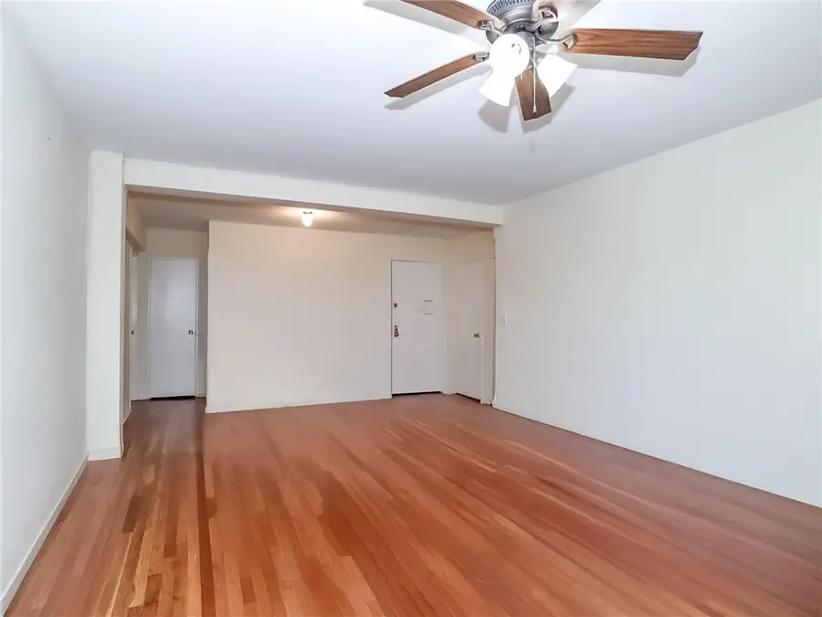 100 Colfax Avenue #3J, Staten Island, NY 10306 - Image #3