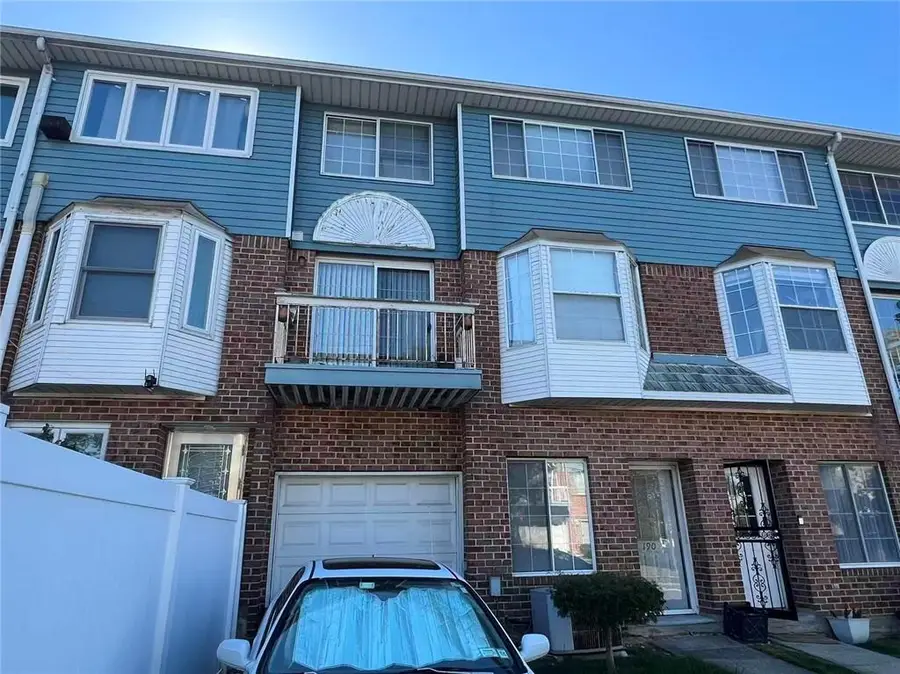 190 Monahan Avenue, Staten Island, NY 10314 - #2
