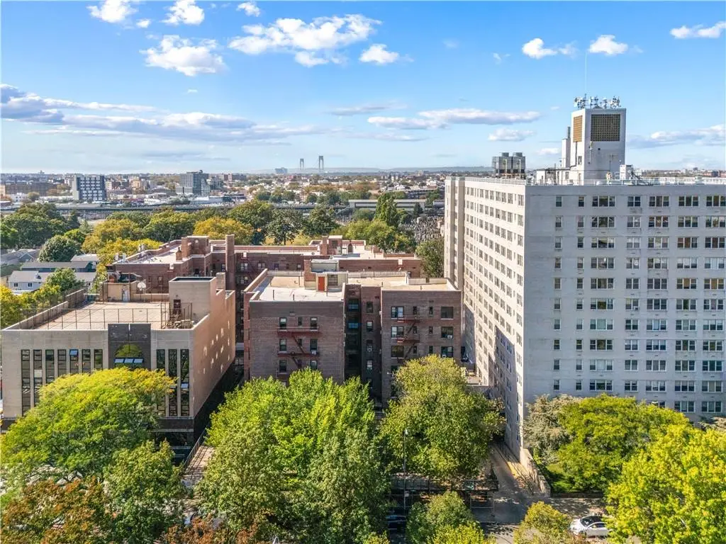 1180 Ocean Parkway #3E, Brooklyn, NY 11230 - Image #1