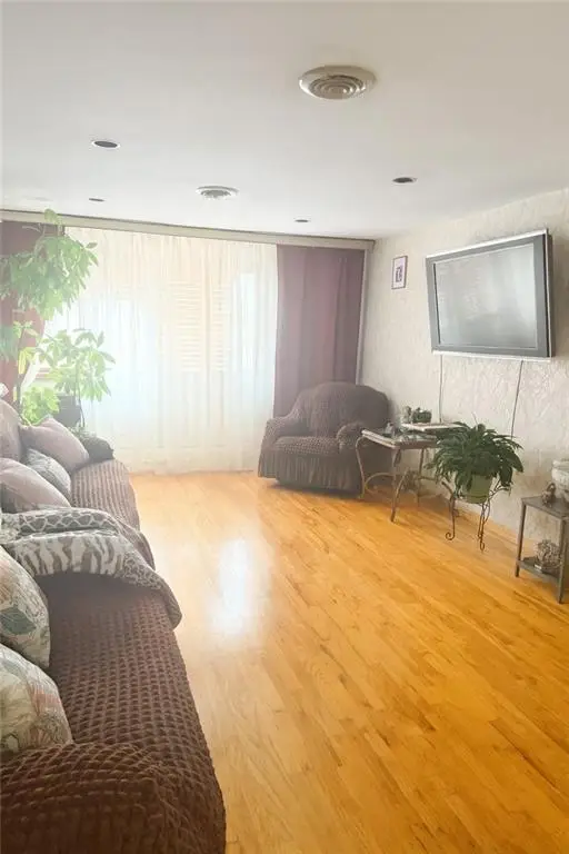 3956 Nostrand Avenue, Brooklyn, NY 11235 - Image #2