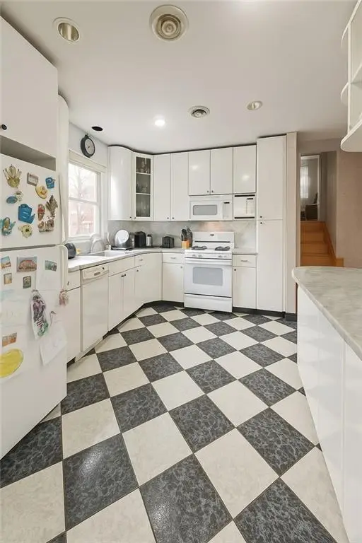 3956 Nostrand Avenue, Brooklyn, NY 11235 - Image #3