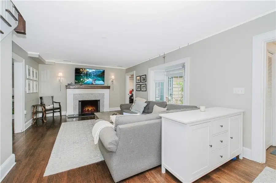 2 Michigan Road, Floral Park, NY 11001 - Image #3