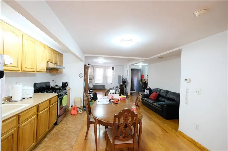 542 58th Street, Brooklyn, NY 11220 - Image #3
