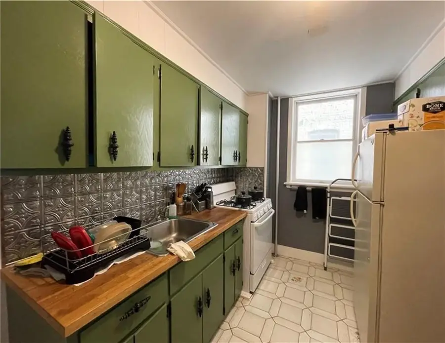 1424 71st Street, Brooklyn, NY 11228 - Image #3