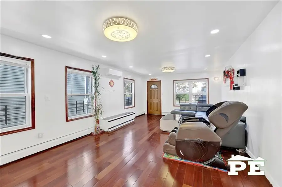 3168 Whitney Avenue, Brooklyn, NY 11229 - Image #3