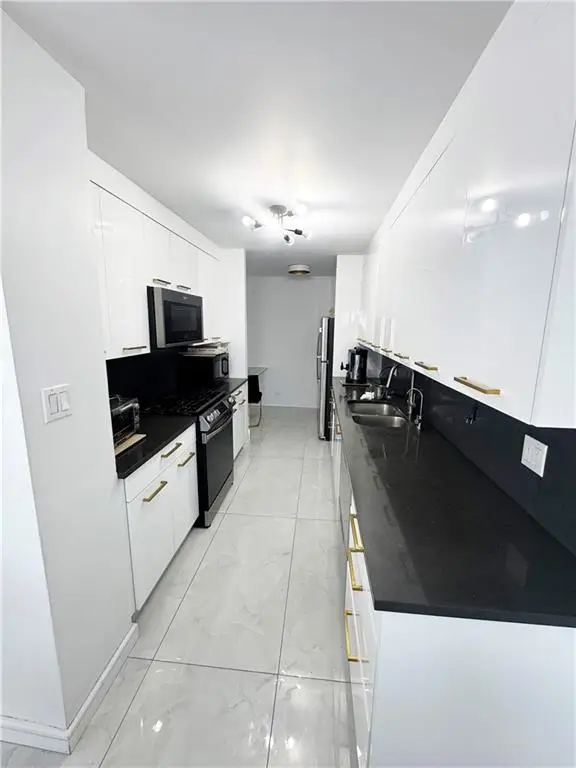 1170 Ocean Avenue #11H, Brooklyn, NY 11230 - Image #3