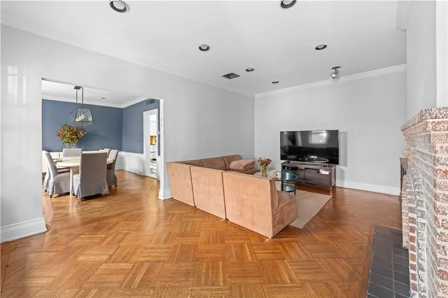 309 Avenue J, Brooklyn, NY 11230 - Image #2