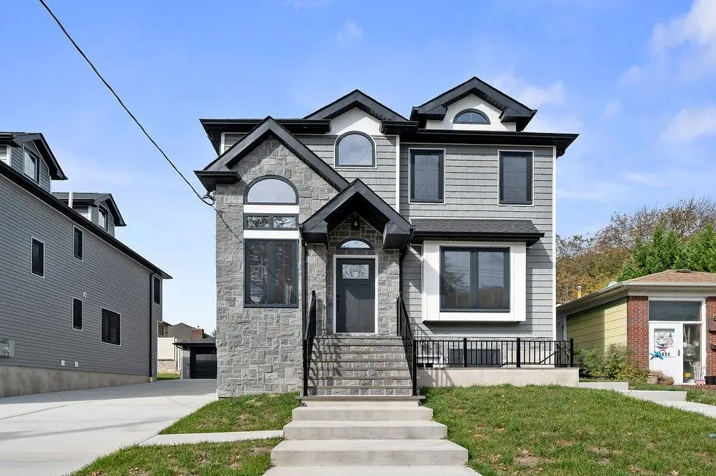 5635 Amboy Road, Staten Island, NY 10309 - Image #1