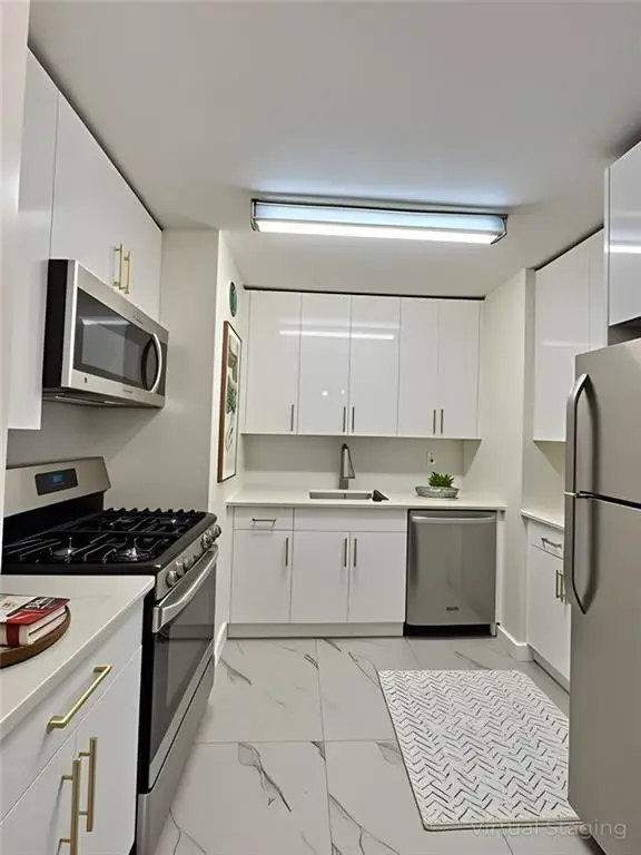 35 Seacoast Terrace #6G, Brooklyn, NY 11235