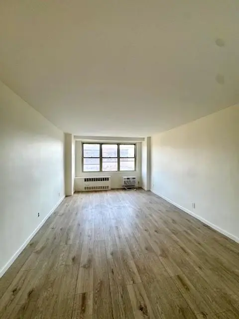 35 Seacoast Terrace #6G, Brooklyn, NY 11235 - Image #3