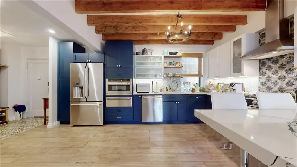 150 West End Avenue #6R, Brooklyn, NY 11235 - Image #1