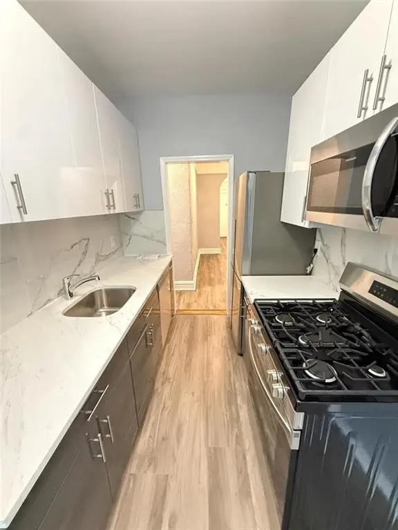 3100 Brighton 3rd Street #2K, Brooklyn, NY 11235