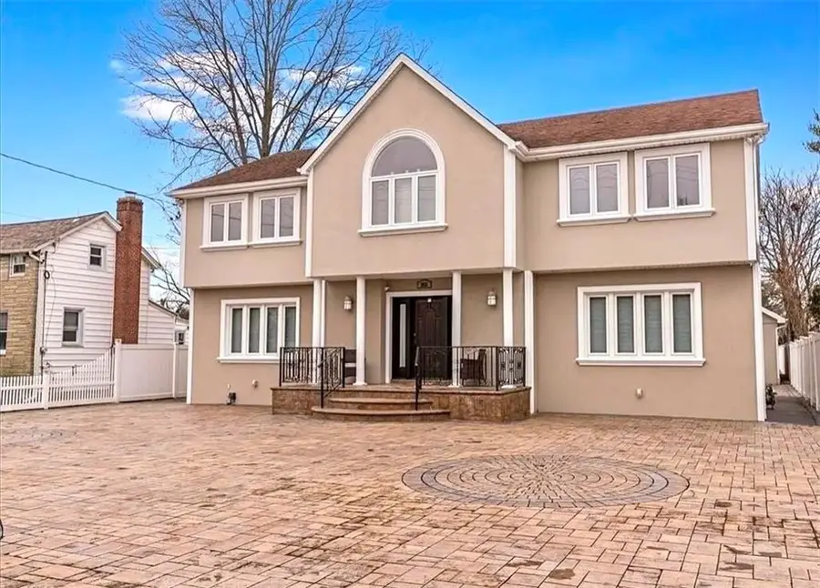 2632 Central Avenue, Baldwin, NY 11510 - Image #2