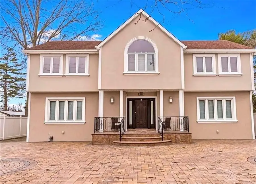 2632 Central Avenue, Baldwin, NY 11510 - Image #3