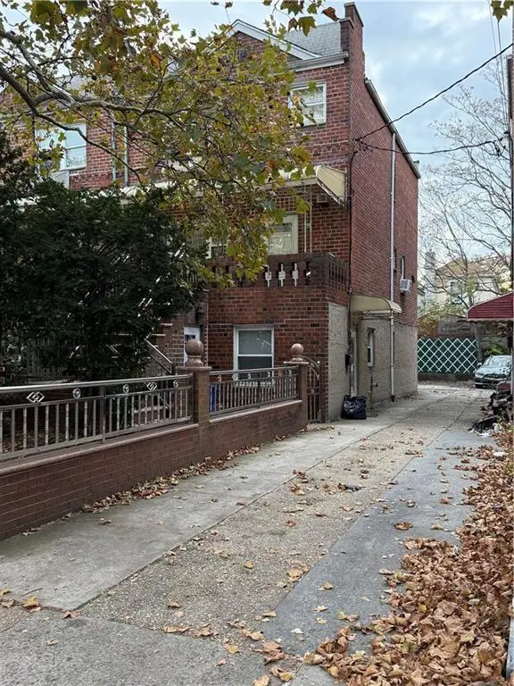 1582 East 52nd Street, Brooklyn, NY 11234