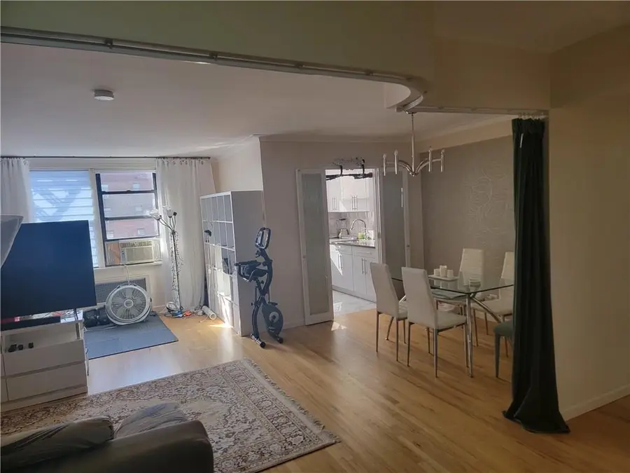 3060 Ocean Avenue #5V, Brooklyn, NY 11235 - Image #2