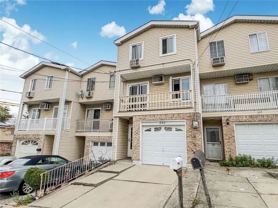 225 Wellbrook Avenue, Staten Island, NY 10314 - #2