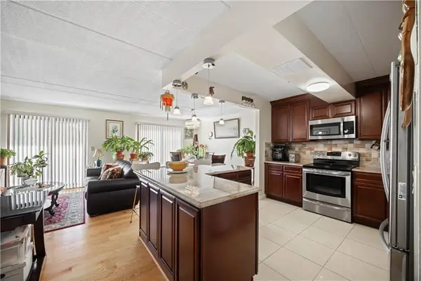 10815 Seaview Avenue #40C, Brooklyn, NY 11236