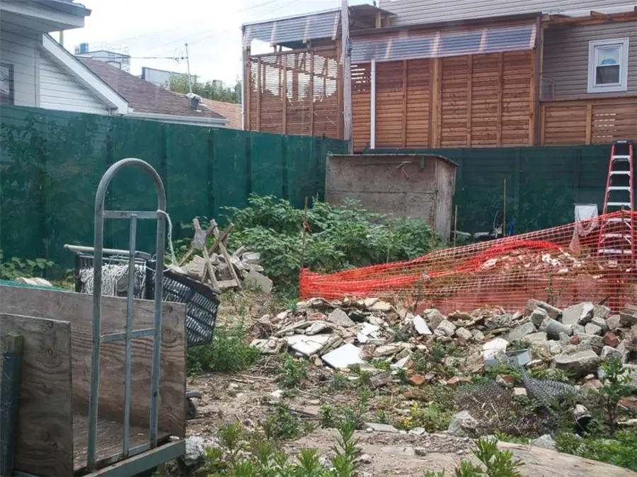 16A Dunne Place, Brooklyn, NY 11235 - Image #3