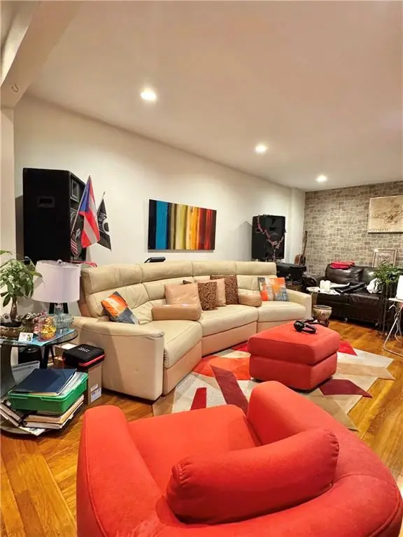 3105 Avenue V #2E, Brooklyn, NY 11229 - Image #1