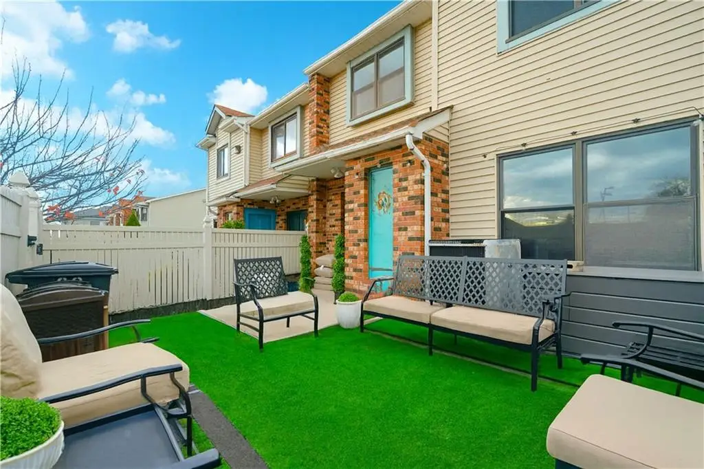 68 Gina Court #294, Staten Island, NY 10314 - Image #1