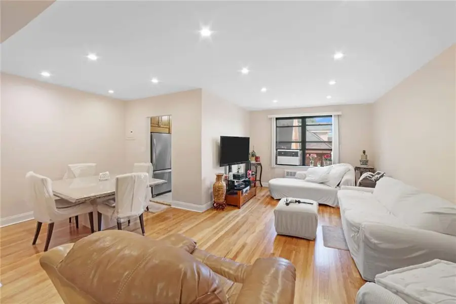 2310 Ocean Parkway #3J, Brooklyn, NY 11223 - Image #2
